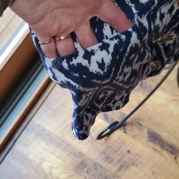 Grace Elements Rayon Aztec Design Blue & White Unique Classy Closure Sz Cardigan - Picture 6 of 8